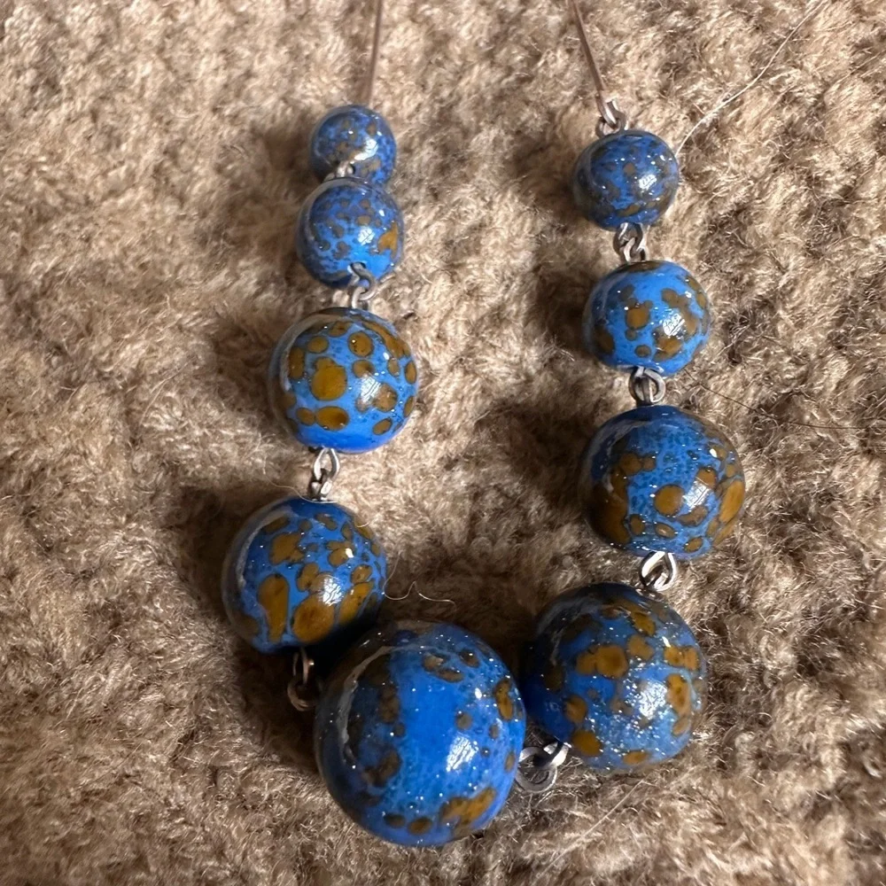 Vintage Blue and Gold Glass Bead Necklace - Picture 2 of 4